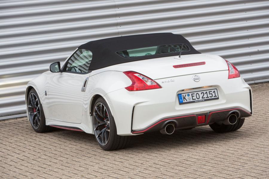  Nissan 370Z RS Roadster (Z34) 2017 года  (фото 11 из 13)